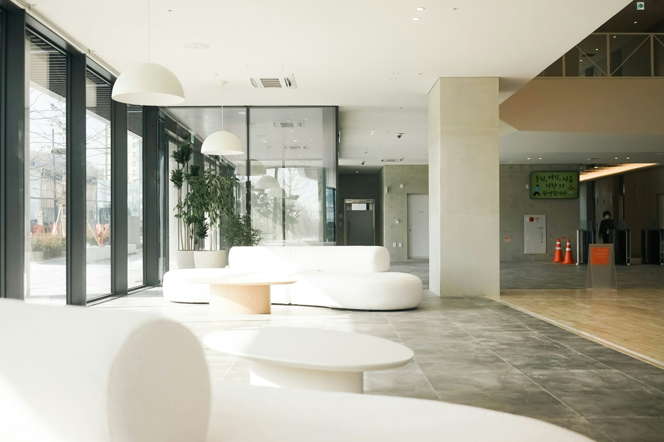 jiran family gK9t2kYr g8 unsplash scaled