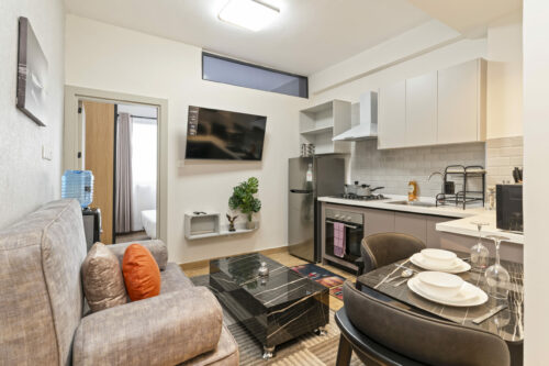 Fully Furnished & Serviced Executive Studio For Rent in Kilimani