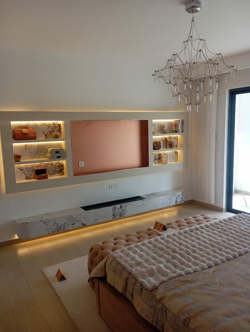 Royal Legend Well spacious bedroom all ensuite