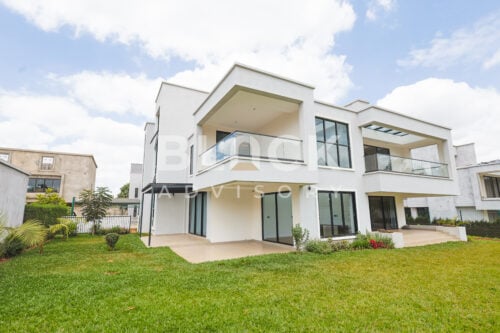5 Bedroom Villa for Sale in Runda, Nairobi